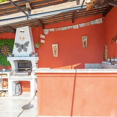 Villa Beautiful In A Peaceful Location In *