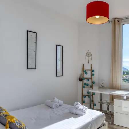 Beautiful In A Peaceful Location In Villa Nice